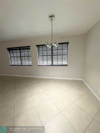 Home For Rent in Pembroke Pines, Florida