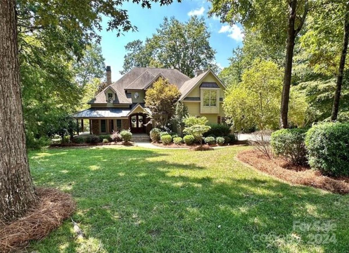 Picture of Home For Sale in Waxhaw, North Carolina, United States