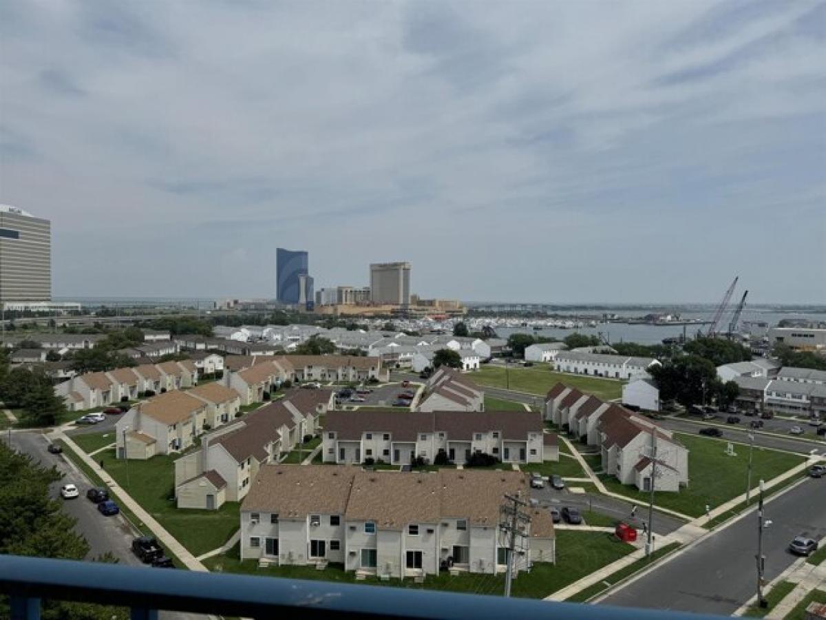 Picture of Home For Sale in Atlantic City, New Jersey, United States