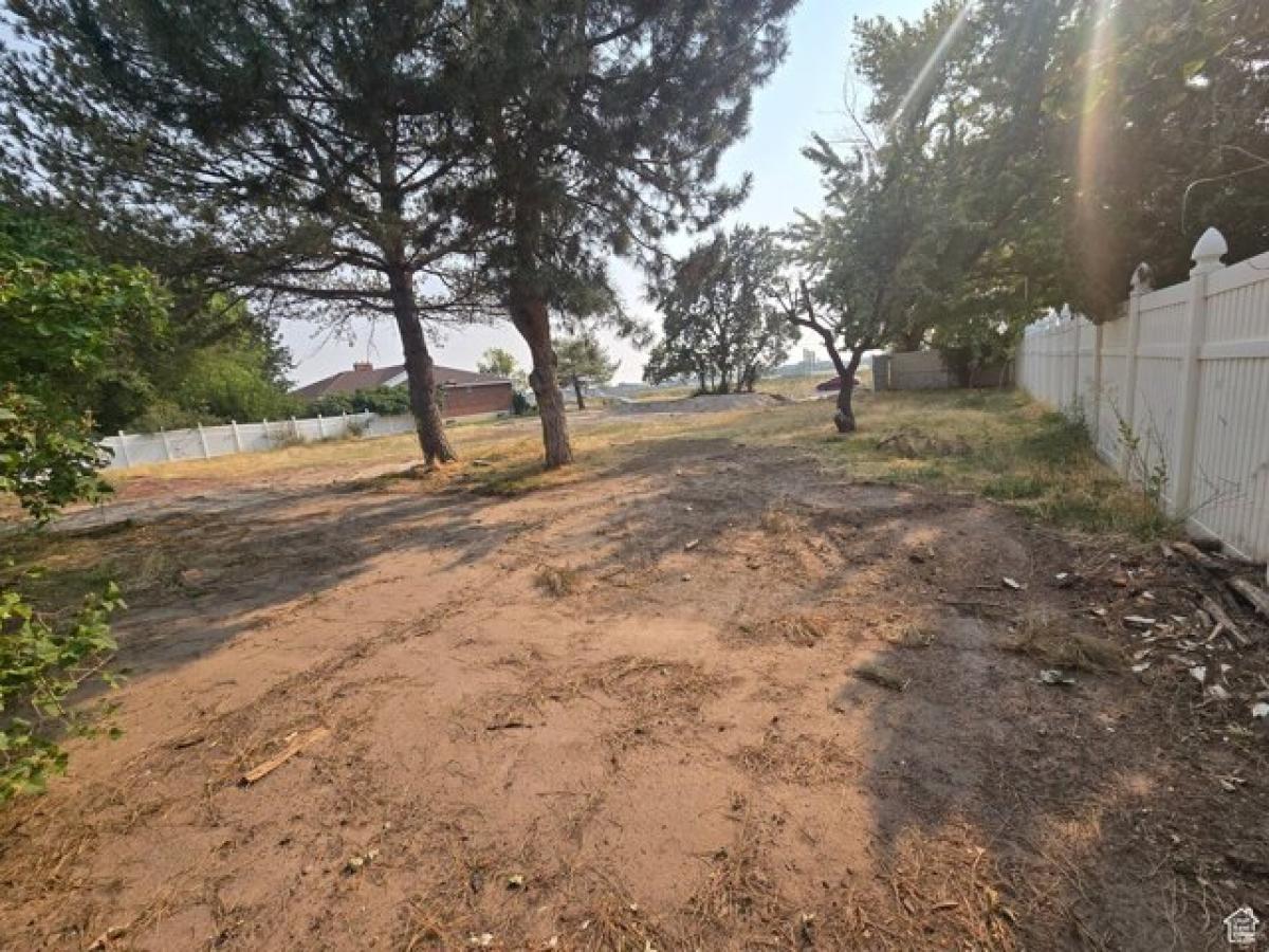 Picture of Residential Land For Sale in Syracuse, Utah, United States