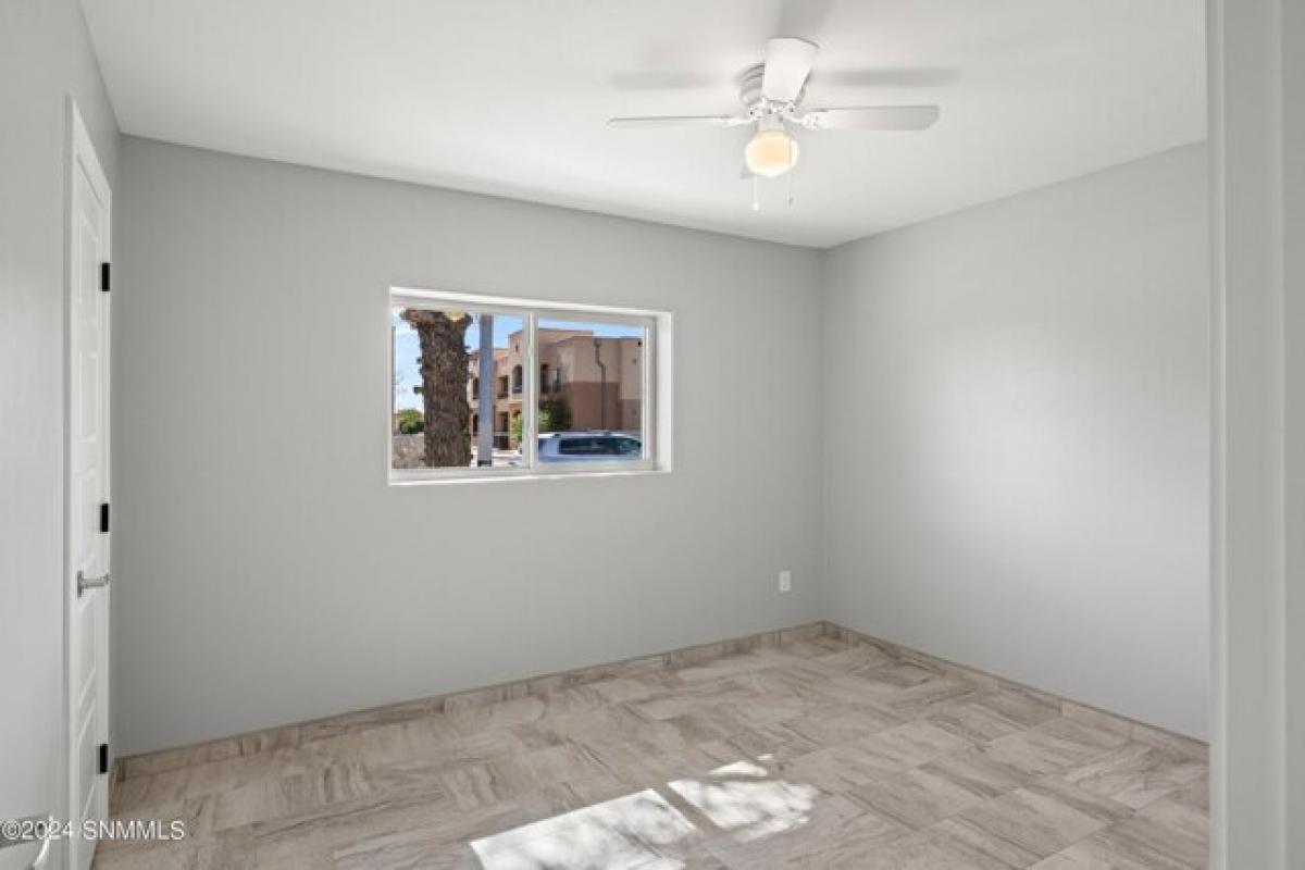 Picture of Home For Sale in Las Cruces, New Mexico, United States