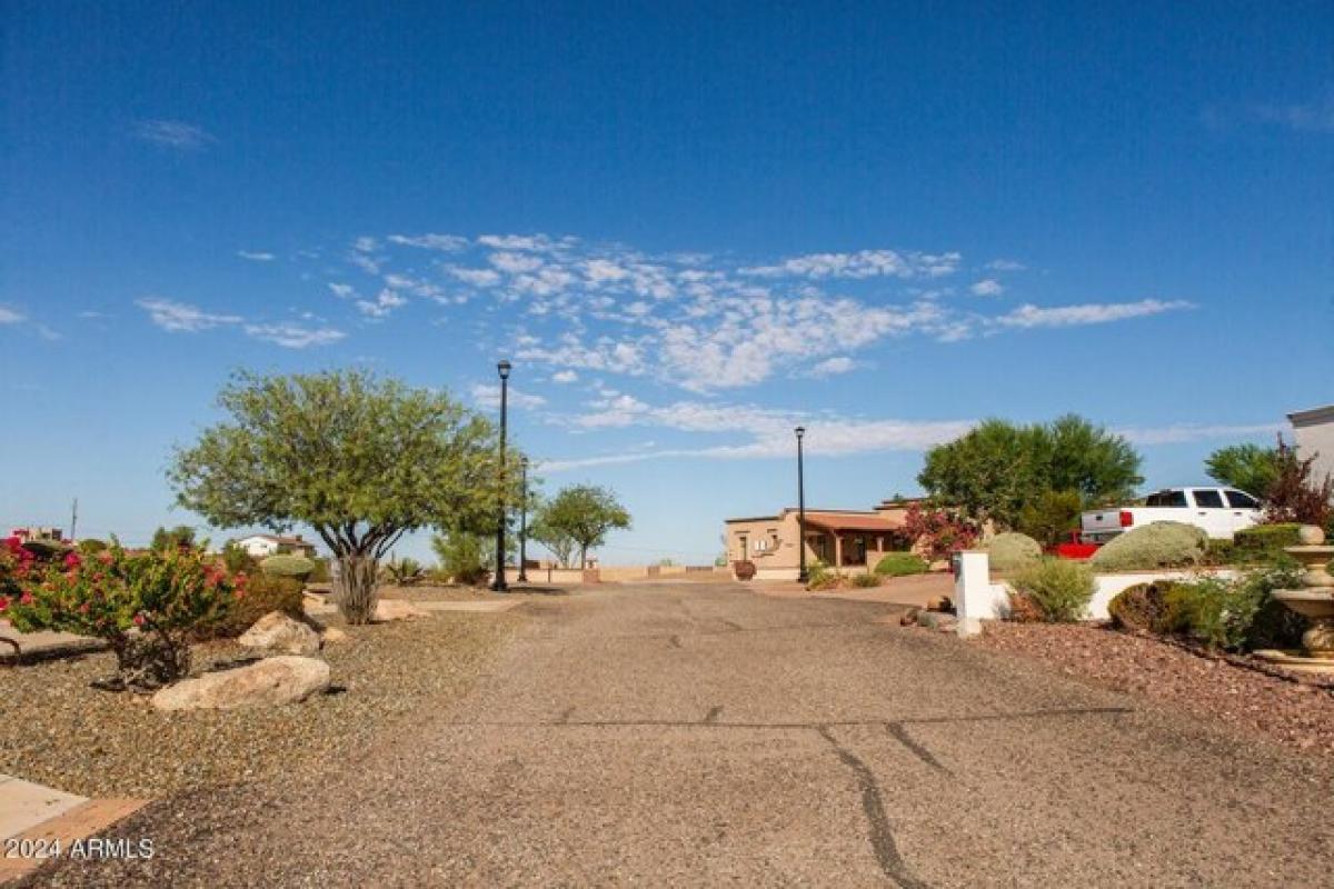 Picture of Residential Land For Sale in Peoria, Arizona, United States