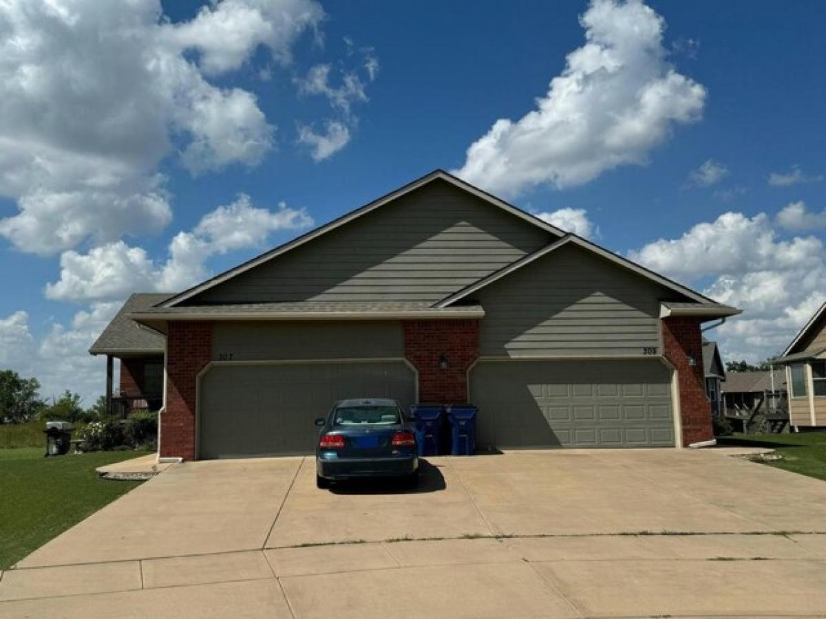 Picture of Home For Sale in Kechi, Kansas, United States