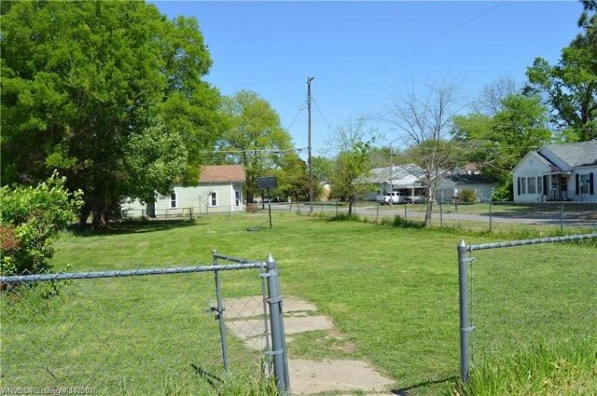 Picture of Residential Land For Sale in Poteau, Oklahoma, United States