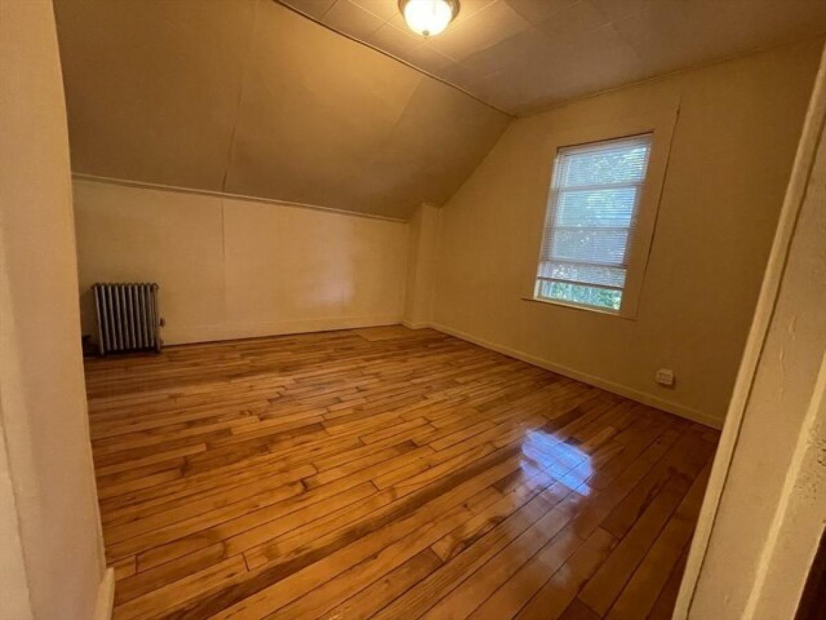 Picture of Home For Rent in Brockton, Massachusetts, United States