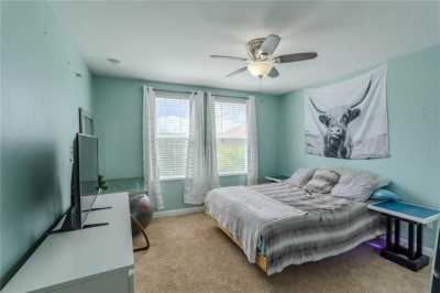 Home For Sale in Harmony, Florida