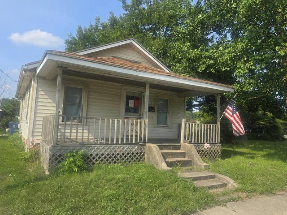 Picture of Home For Sale in Bellefontaine, Ohio, United States