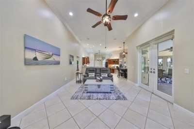 Home For Sale in Ellenton, Florida