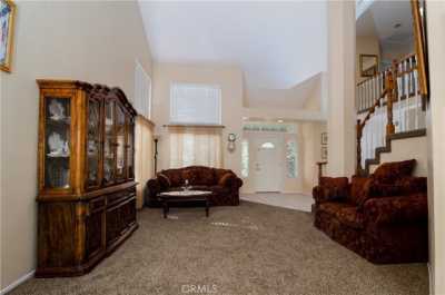 Home For Sale in Castaic, California