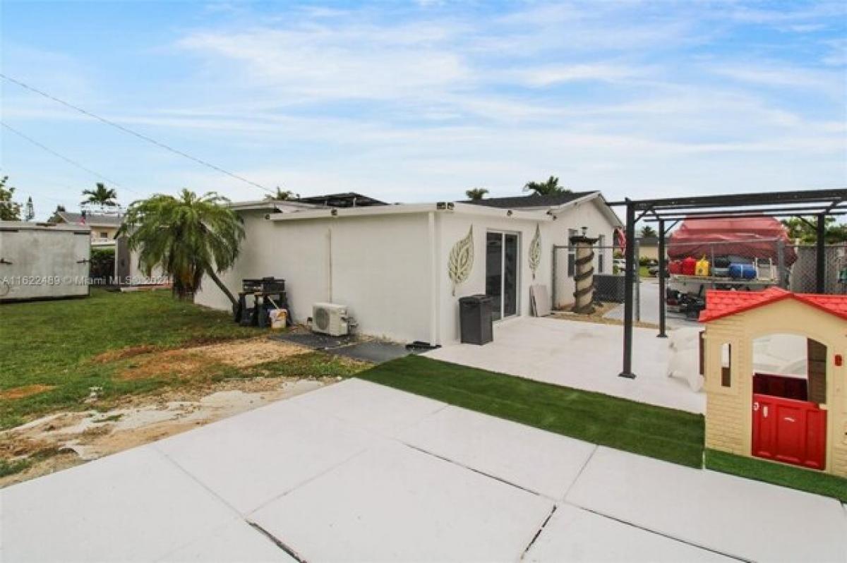 Picture of Home For Sale in Cutler Bay, Florida, United States