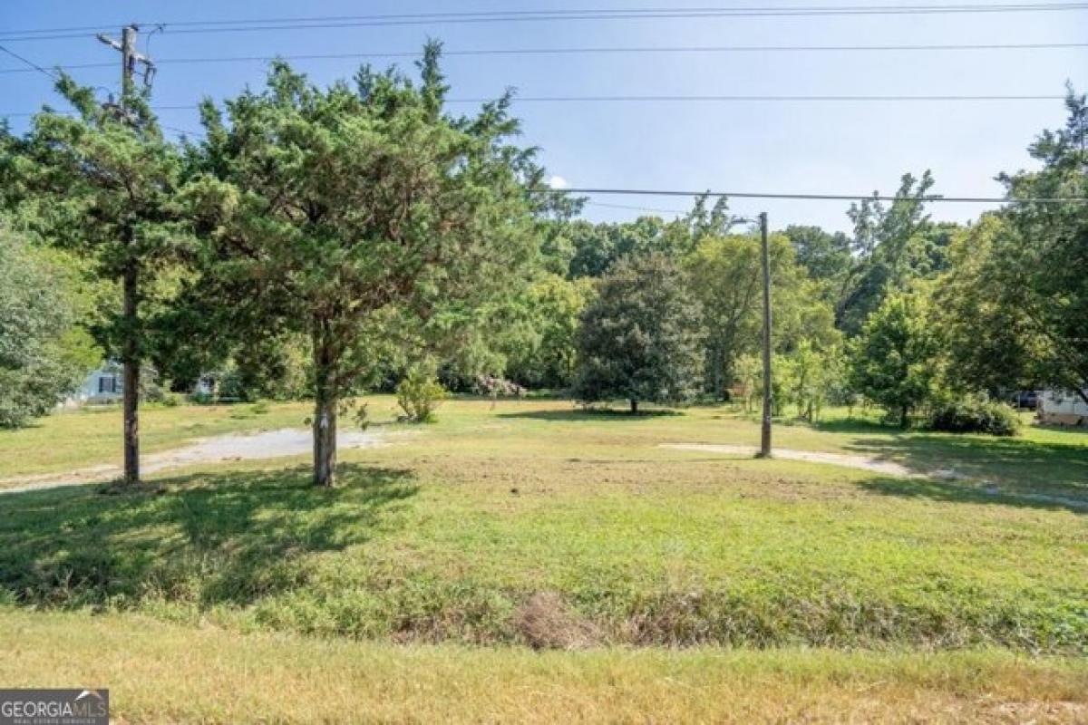 Picture of Residential Land For Sale in Silver Creek, Georgia, United States