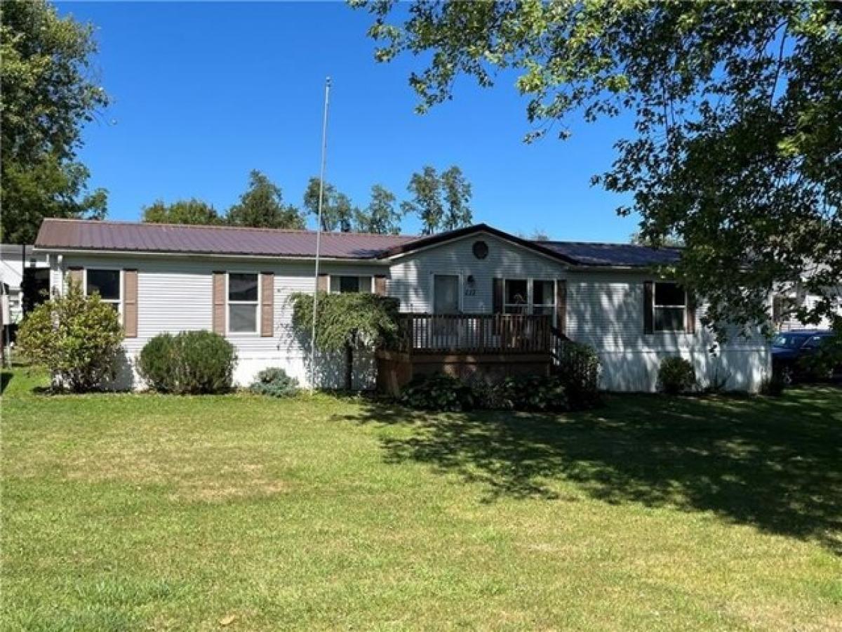 Picture of Home For Sale in Jefferson, Pennsylvania, United States