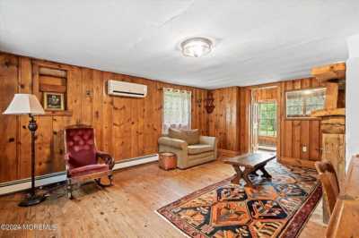 Home For Sale in Allentown, New Jersey