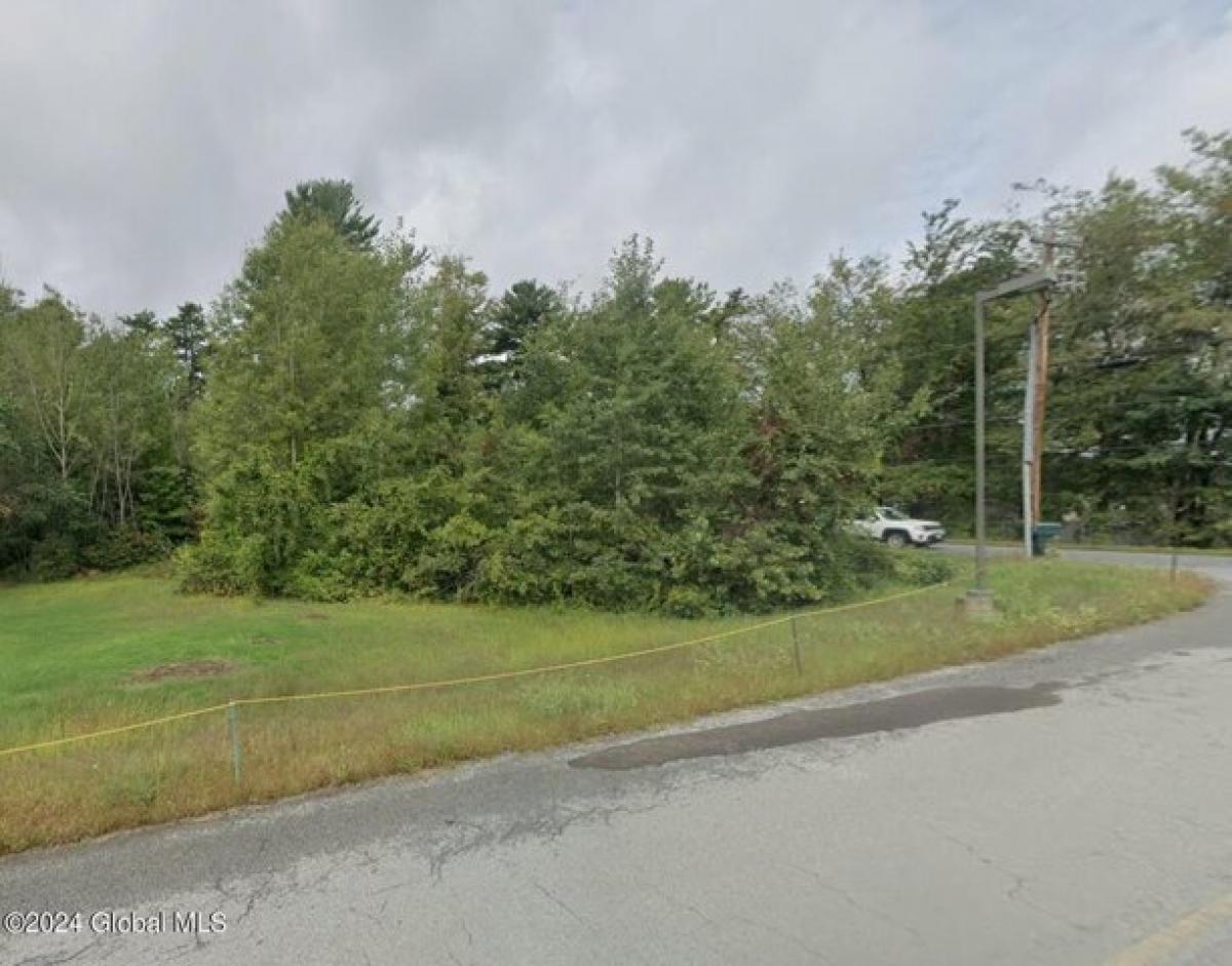 Picture of Residential Land For Sale in Queensbury, New York, United States