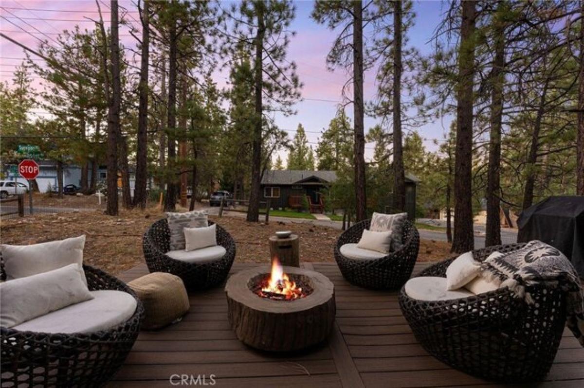 Picture of Home For Sale in Big Bear City, California, United States