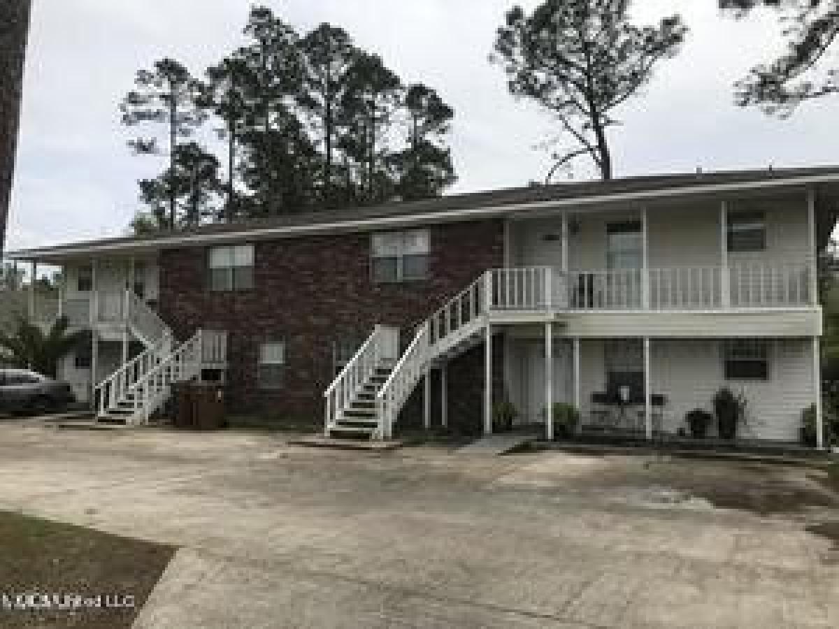 Picture of Home For Sale in Long Beach, Mississippi, United States