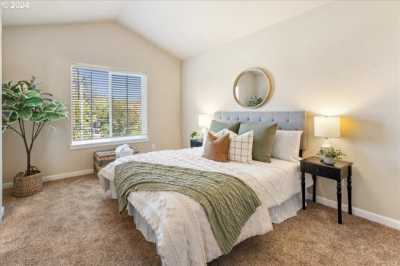 Home For Sale in Beaverton, Oregon