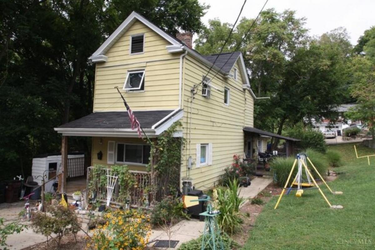 Picture of Home For Sale in Cleves, Ohio, United States