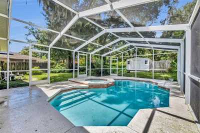 Home For Rent in Sorrento, Florida