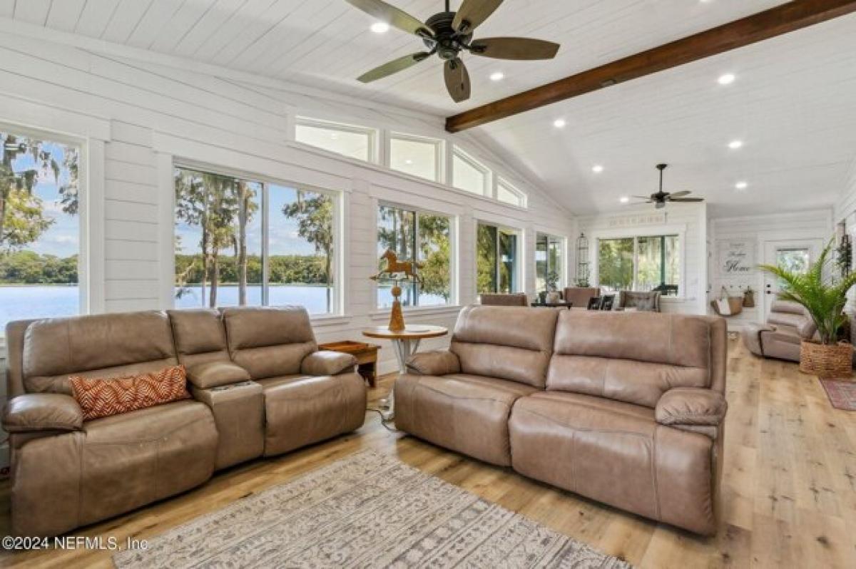 Picture of Home For Sale in Melrose, Florida, United States