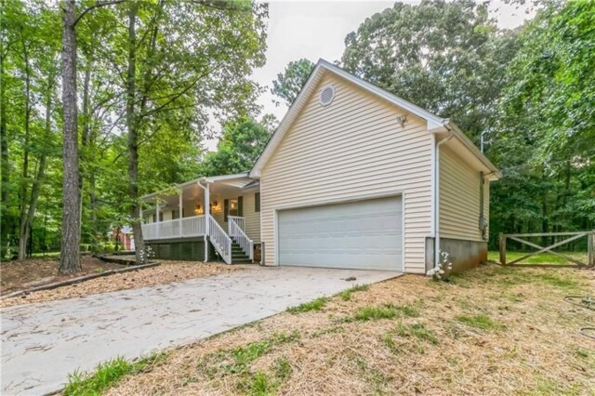 Picture of Home For Sale in Douglasville, Georgia, United States