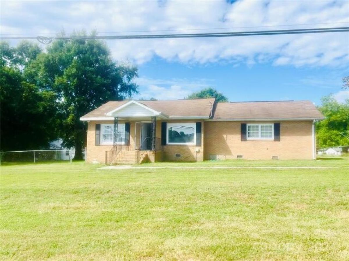 Picture of Home For Sale in Marshville, North Carolina, United States