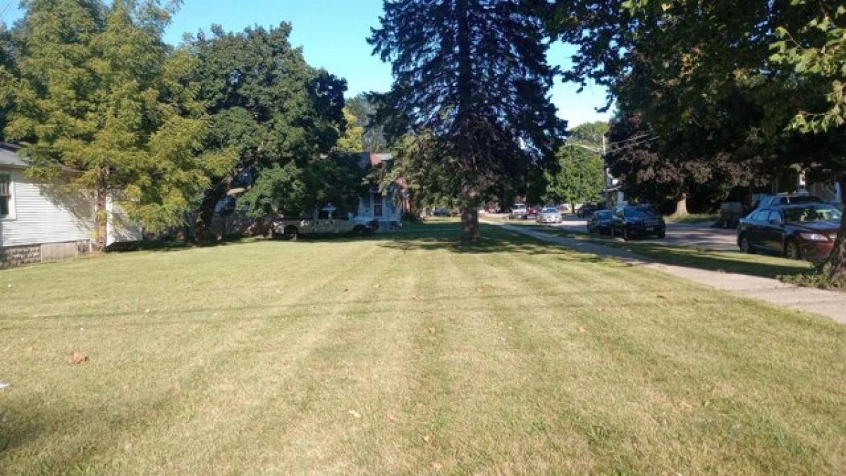 Picture of Residential Land For Rent in Rockford, Illinois, United States