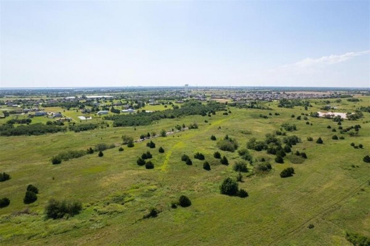 Picture of Residential Land For Sale in Yukon, Oklahoma, United States