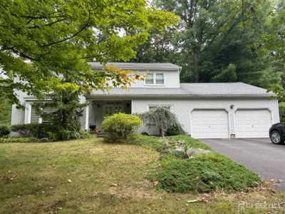 Home For Sale in East Brunswick, New Jersey