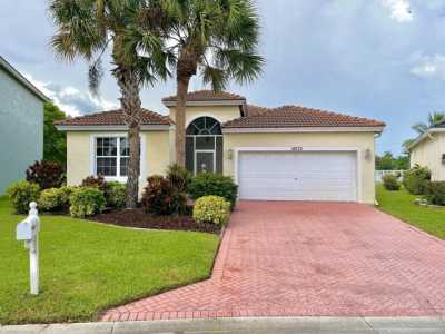 Home For Sale in Wellington, Florida