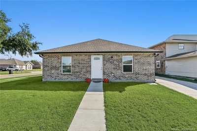 Home For Sale in Chalmette, Louisiana