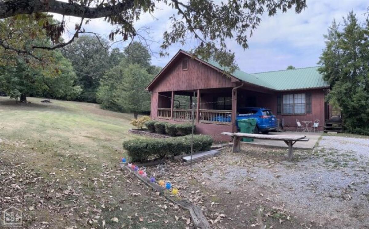 Picture of Home For Sale in Black Rock, Arkansas, United States