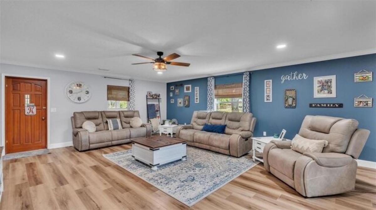 Picture of Home For Sale in Auburndale, Florida, United States