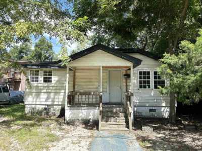 Home For Sale in Conway, South Carolina