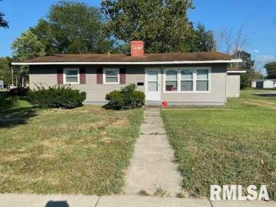 Home For Sale in Centralia, Illinois