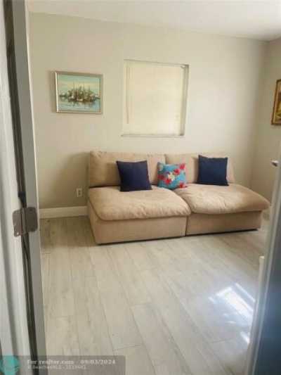 Home For Rent in Pompano Beach, Florida