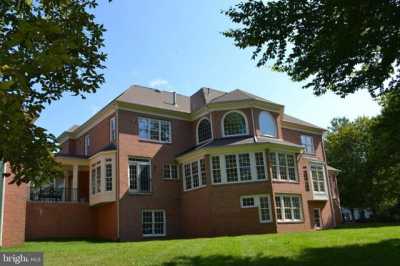 Home For Sale in Great Falls, Virginia