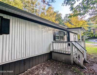 Home For Sale in Greentown, Pennsylvania