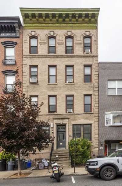 Home For Sale in Hoboken, New Jersey