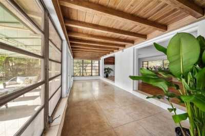 Home For Sale in Coral Gables, Florida