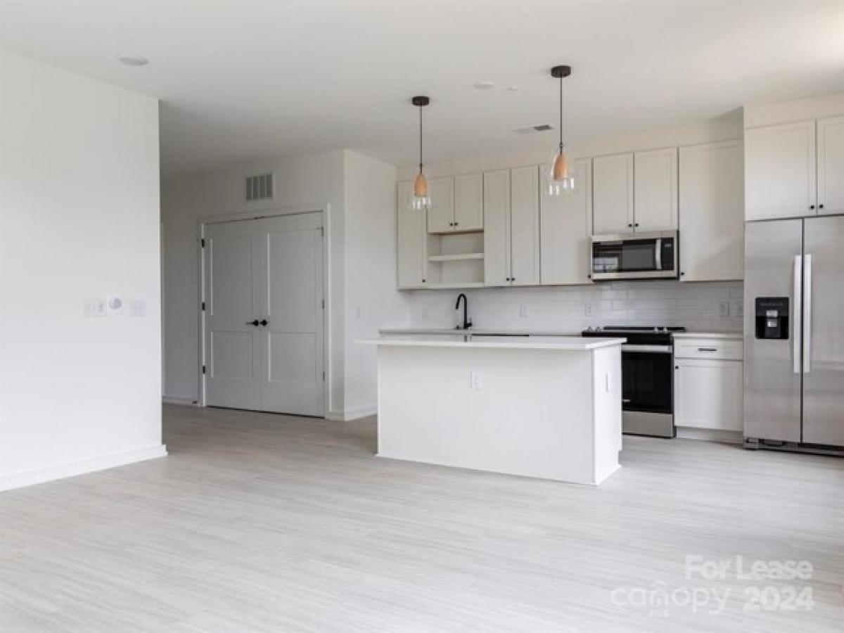 Picture of Apartment For Rent in Charlotte, North Carolina, United States