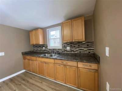 Home For Rent in Garden City, Michigan