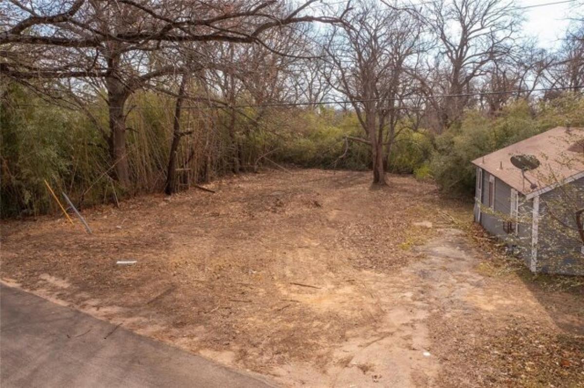 Picture of Residential Land For Sale in Dallas, Texas, United States