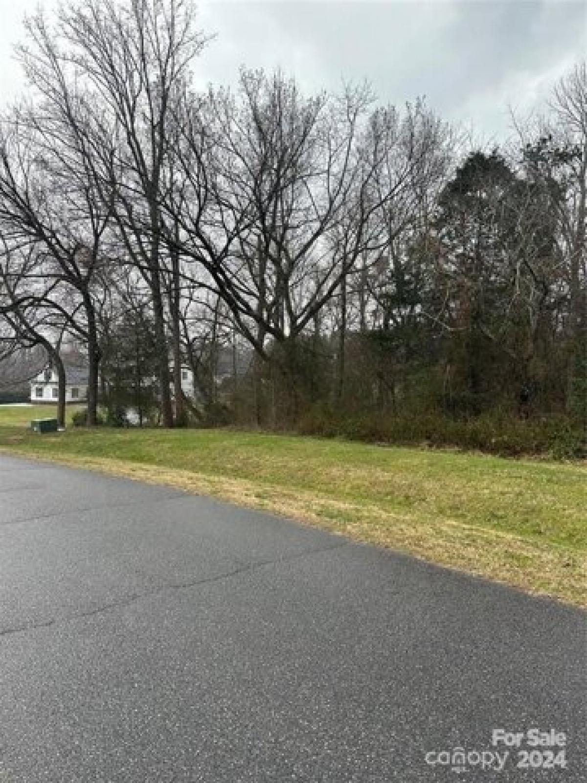 Picture of Residential Land For Sale in Rockwell, North Carolina, United States