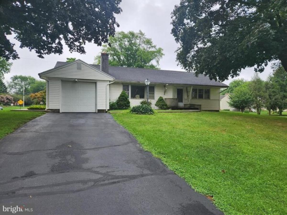 Picture of Home For Sale in Lititz, Pennsylvania, United States