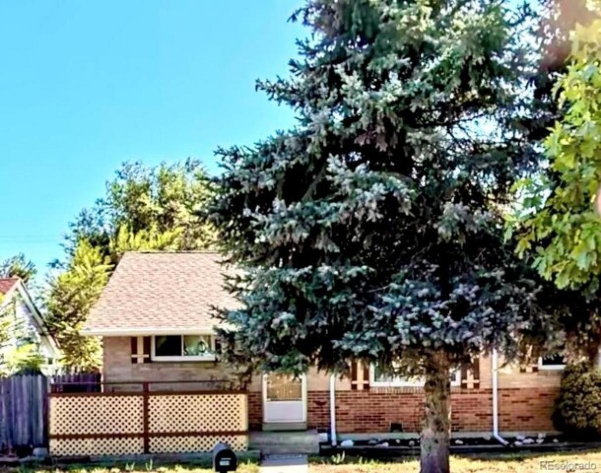 Picture of Home For Sale in Thornton, Colorado, United States