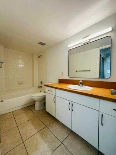 Home For Rent in Doral, Florida