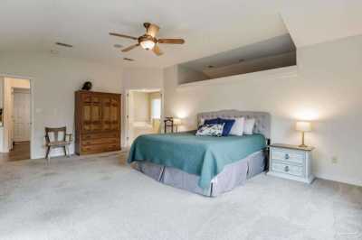 Home For Sale in Pace, Florida