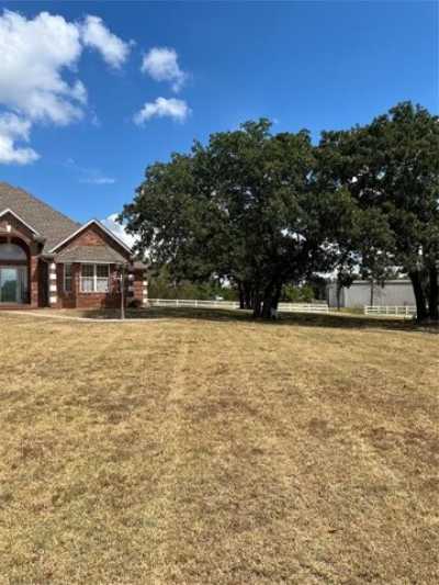 Home For Sale in Meeker, Oklahoma