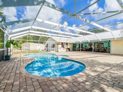 Home For Sale in Vero Beach, Florida